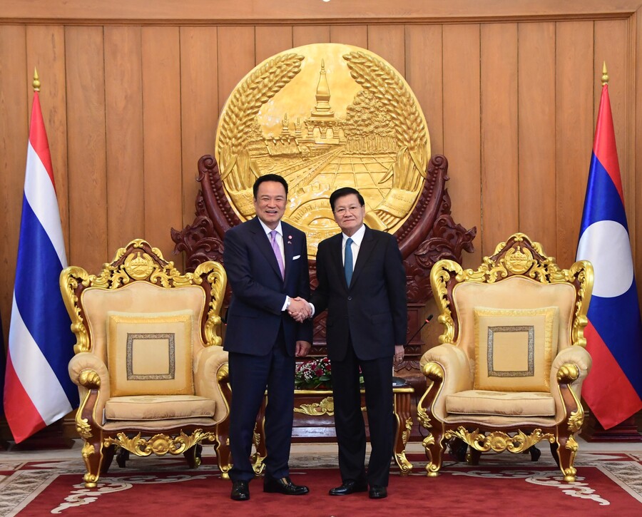 ປະທານປະເທດ ຕ້ອນຮັບນາຍົກລັດຖະມົນຕີ ແຫ່ງ ຣາຊະອານາຈັກໄທ